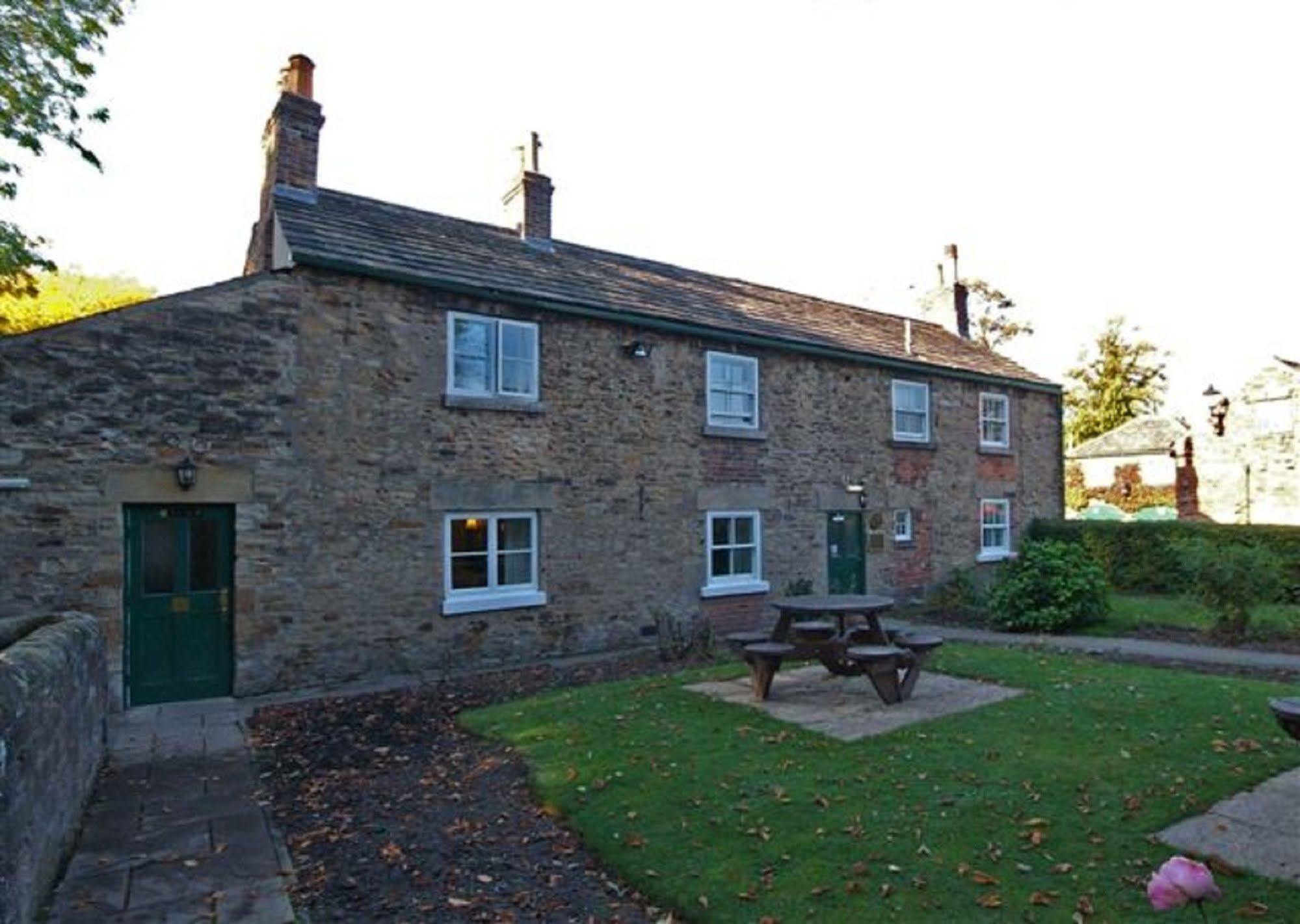 Rockingham Arms By Greene King Inns Wentworth (South Yorkshire) Exterior foto